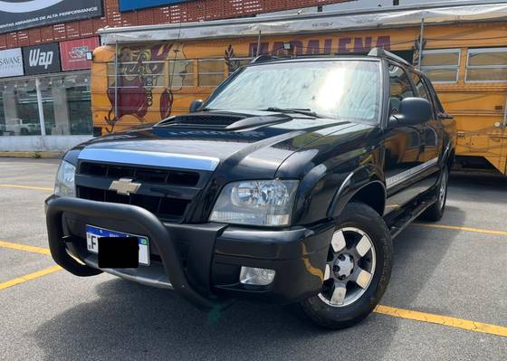CHEVROLET S10 2.4 MPFI EXECUTIVE 4X2 CD 8V FLEX 4P MANUAL CHEVROLET S10 2.4 MPFI EXECUTIVE 4X2 CD 8V FLEX 4P MANUAL